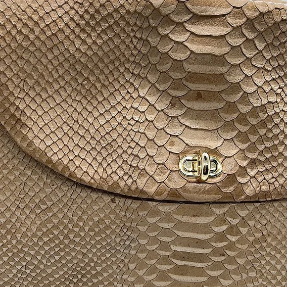 Henri Bendel Beautiful Tan Reptile Skin Print Leather Handbag Purse 🌸🌸 - Picture 5 of 12